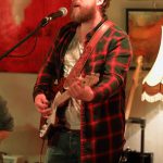 Threepwood'N Strings - Wohnzimmer GE