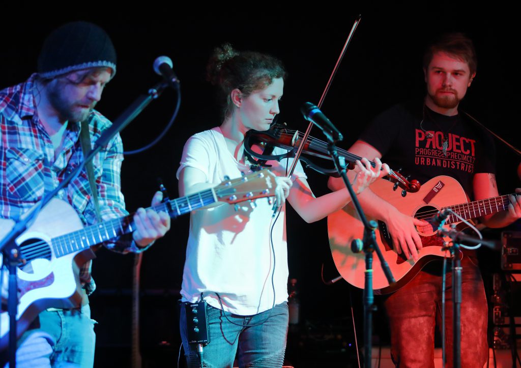 Threepwood N Strings Wohnzimmerakustik Bochum 2