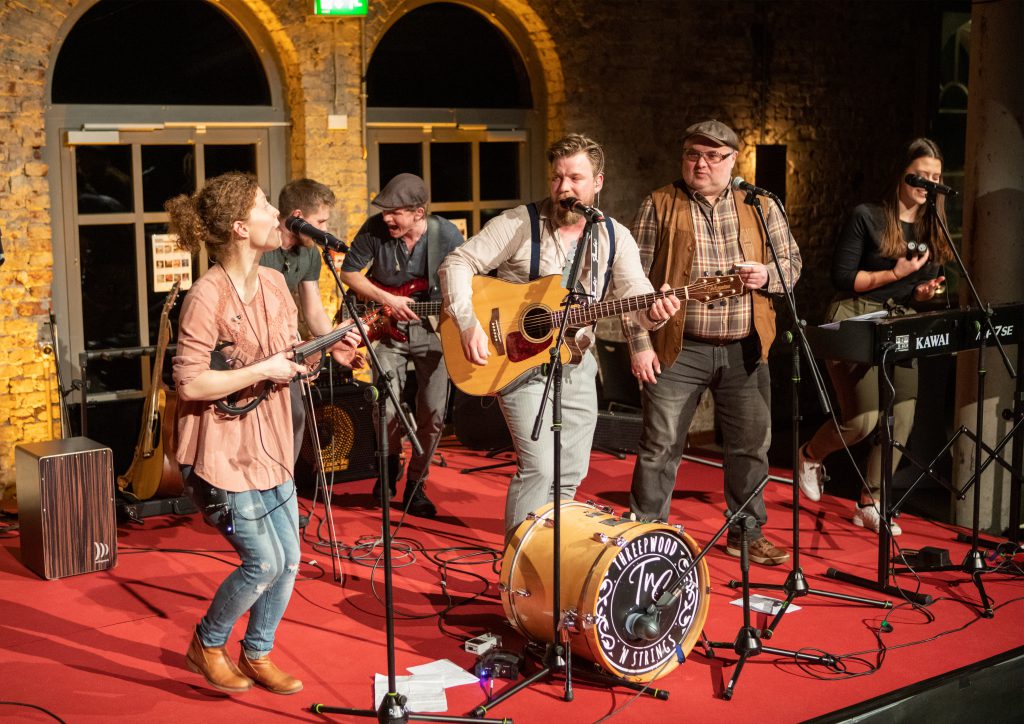 Threepwood N Strings mit Chris Kramer in der Rohrmeisterei Schwerte