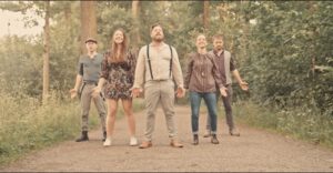 Threepwood 'N Strings im Musikvideo Mr. Jaywlak